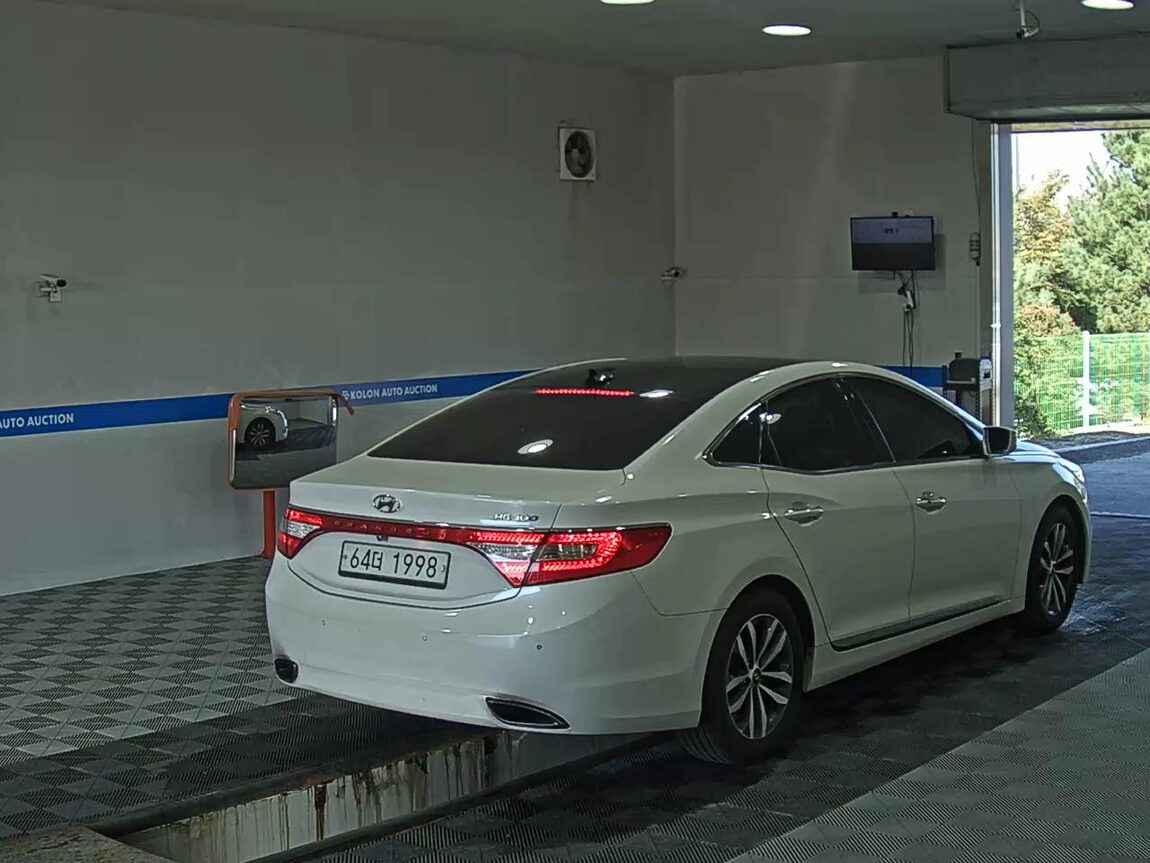 HYUNDAI GRANDEUR HG HG 240 LUXURY 2012 - zdjęcie 5
