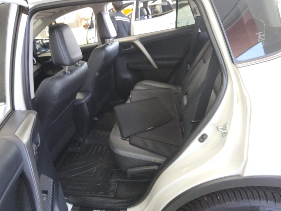TOYOTA RAV4 (4TH GEN) 2.5 2WD 2015 - zdjęcie 12