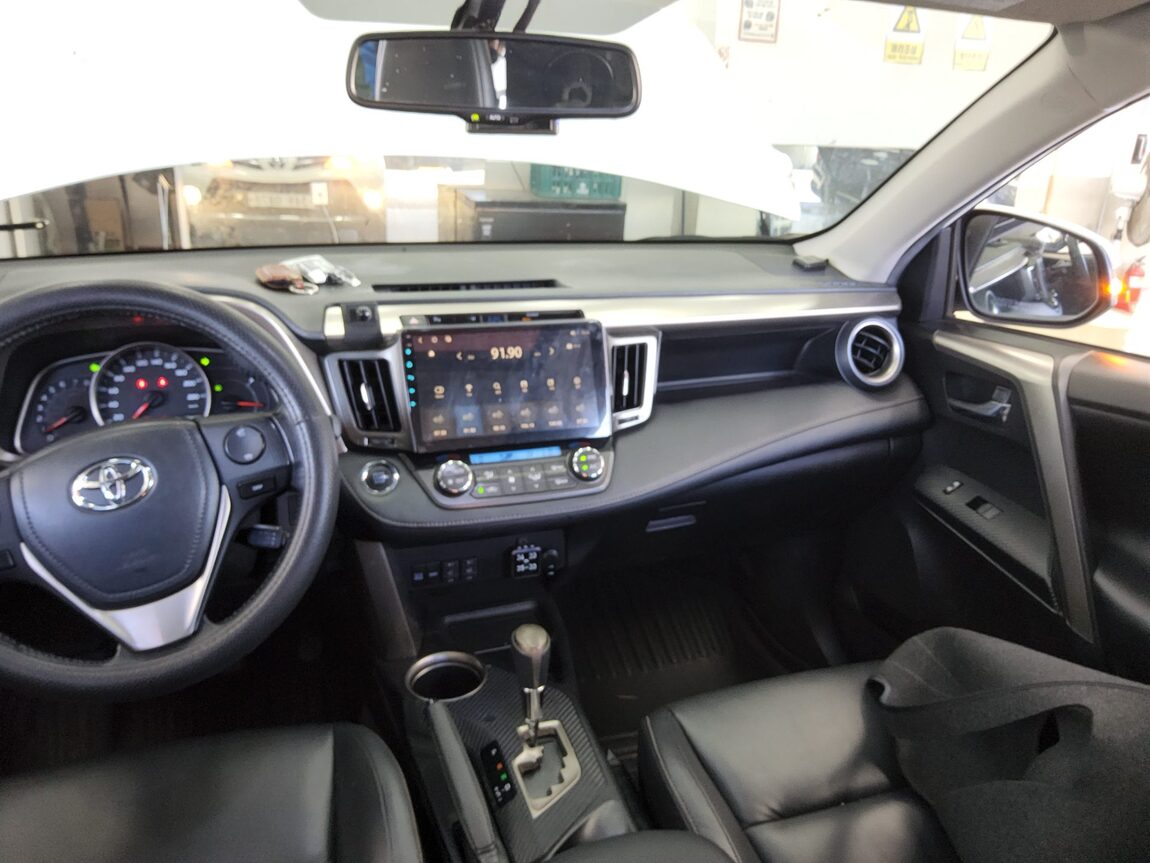 TOYOTA RAV4 (4TH GEN) 2.5 2WD 2015 - zdjęcie 11