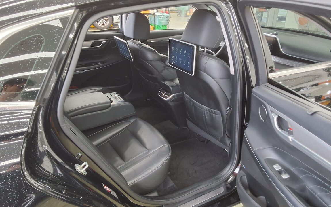 HYUNDAI THE NEW GRANDEUR IG HYBRID 2.4 HEV CALLIGRAPHY 2020 - zdjęcie 13