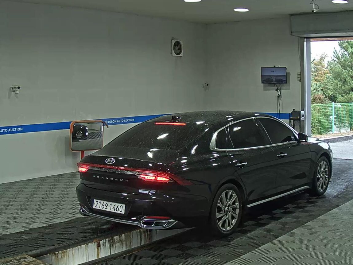 HYUNDAI THE NEW GRANDEUR IG HYBRID 2.4 HEV CALLIGRAPHY 2020 - zdjęcie 5
