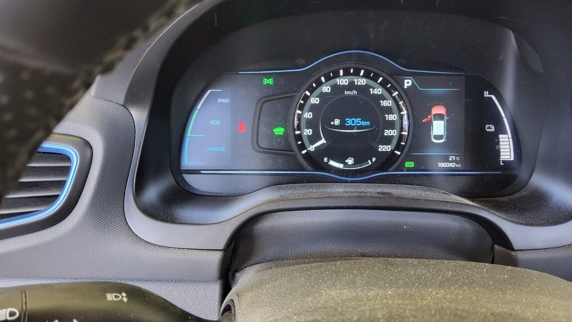 HYUNDAI IONIQ HYBRID I 2018 - zdjęcie 9