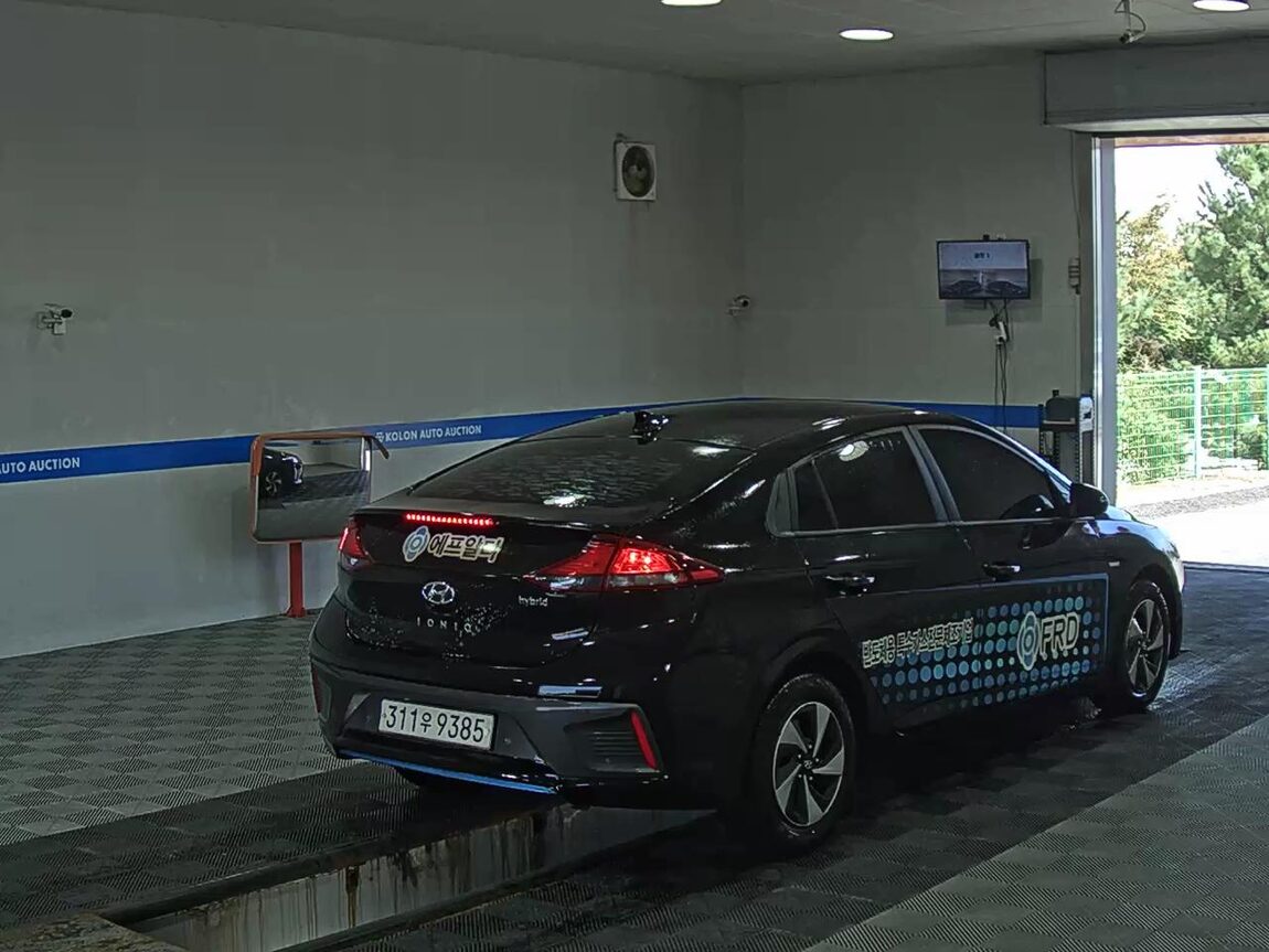 HYUNDAI IONIQ HYBRID I 2018 - zdjęcie 5