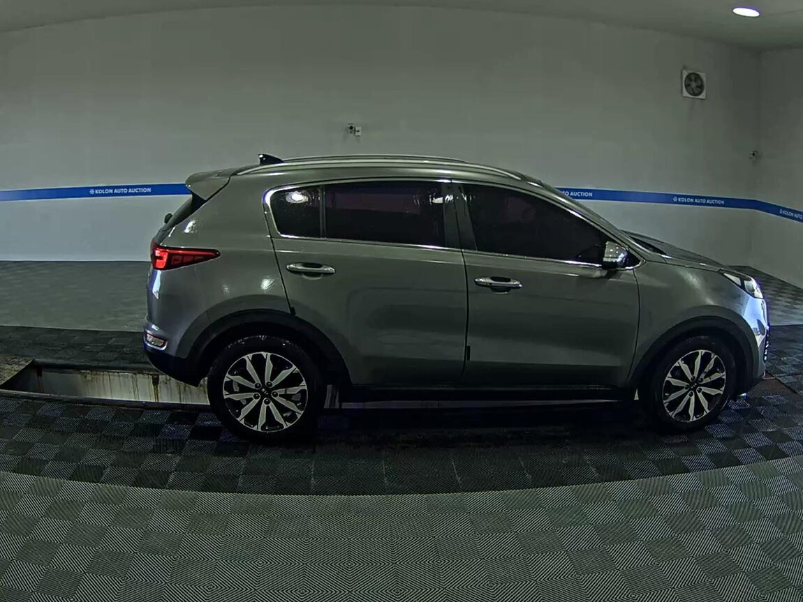 KIA NEW SPORTAGE R2.0 2WD NOBLESSE 2016 - zdjęcie 4