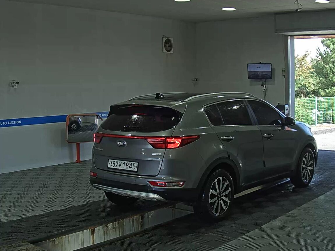 KIA NEW SPORTAGE R2.0 2WD NOBLESSE 2016 - zdjęcie 5