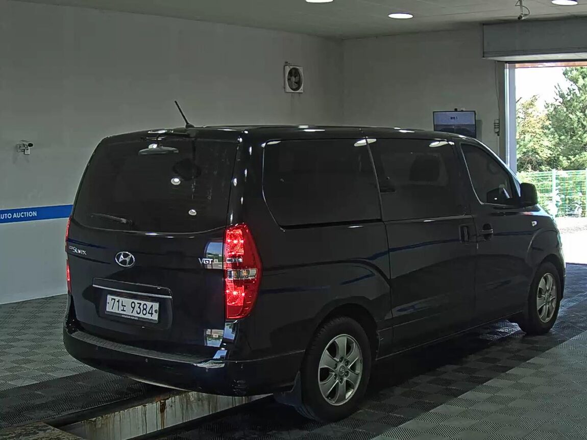 HYUNDAI THE NEW GRAND STAREX 12-SEATER DIESEL SMART 2019 - zdjęcie 5