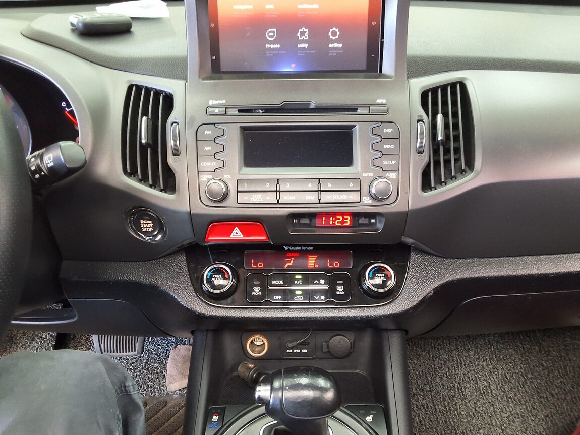 KIA SPORTAGE R GASOLINE 2.0 2WD TLX LUXURY MODEL 2011 - zdjęcie 25