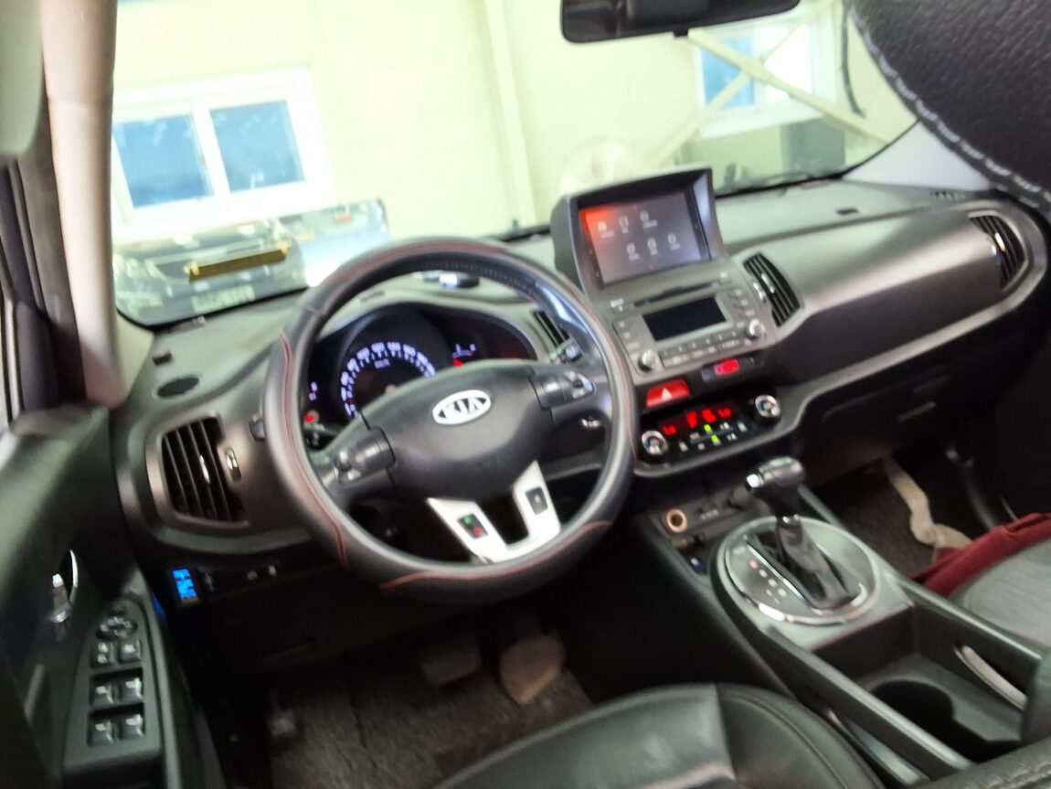 KIA SPORTAGE R GASOLINE 2.0 2WD TLX LUXURY MODEL 2011 - zdjęcie 12