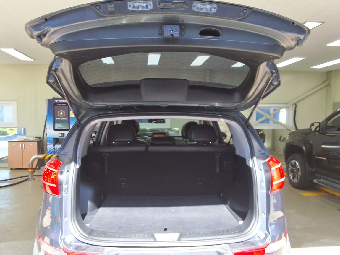 KIA SPORTAGE R GASOLINE 2.0 2WD TLX LUXURY MODEL 2011 - zdjęcie 17
