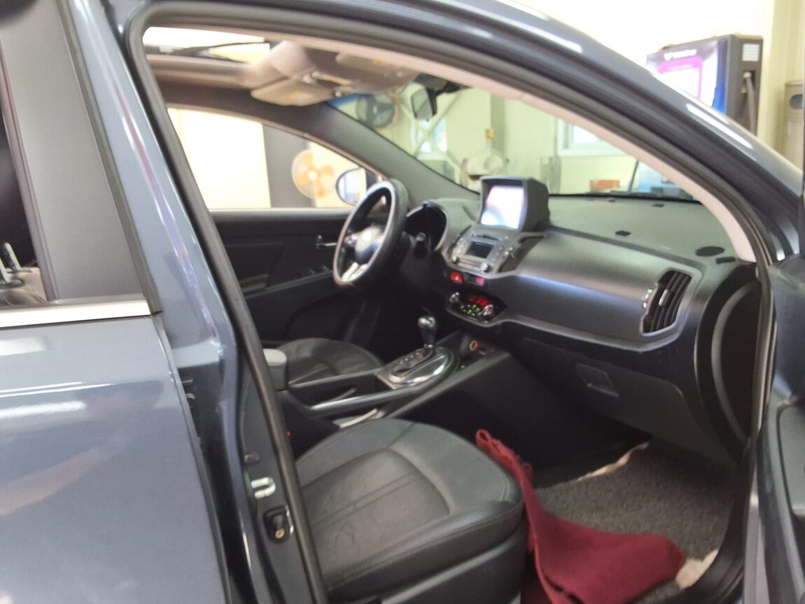KIA SPORTAGE R GASOLINE 2.0 2WD TLX LUXURY MODEL 2011 - zdjęcie 16