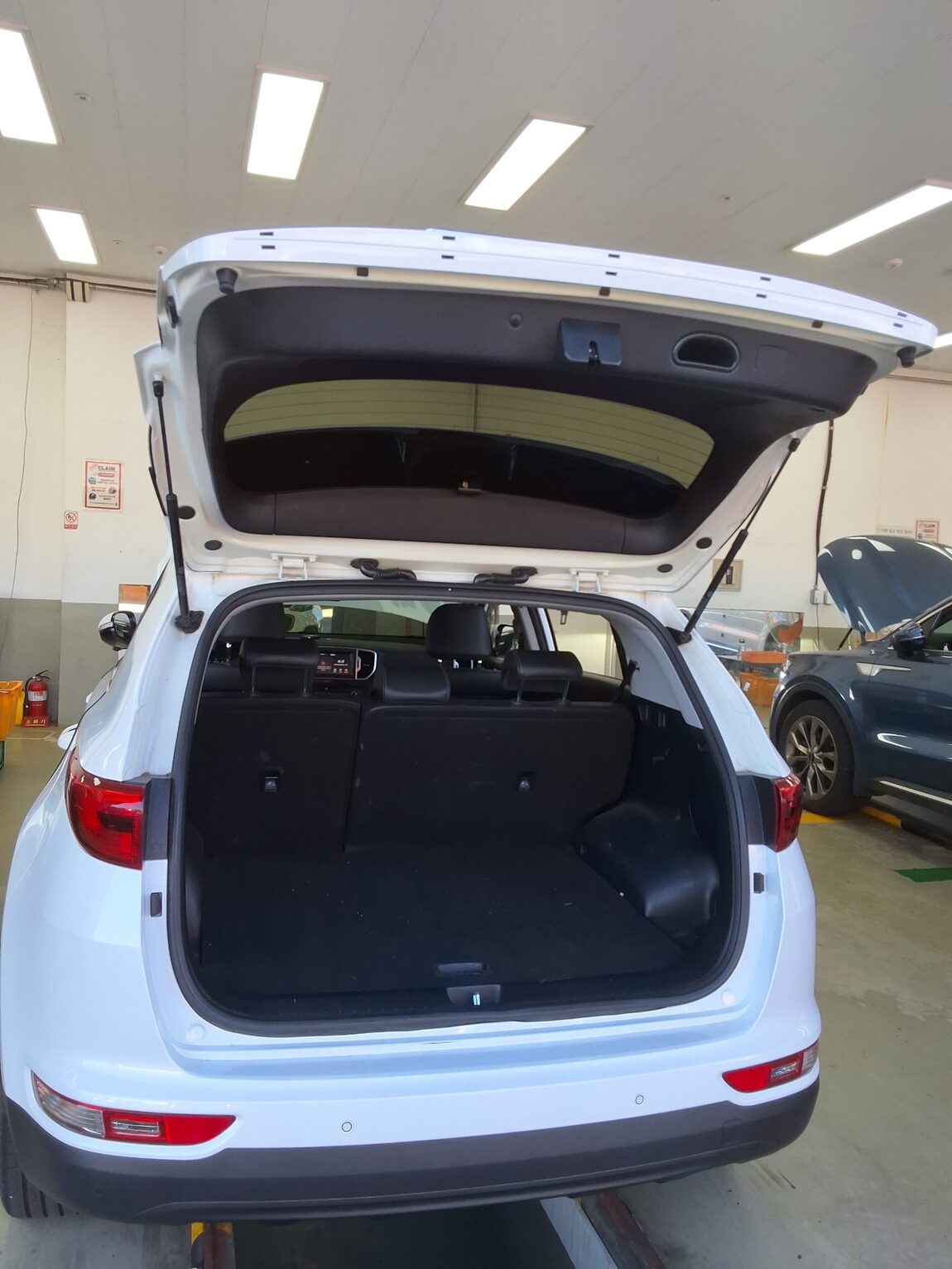 KIA NEW SPORTAGE 1.7 2WD NOBLESSE 2017 - zdjęcie 15
