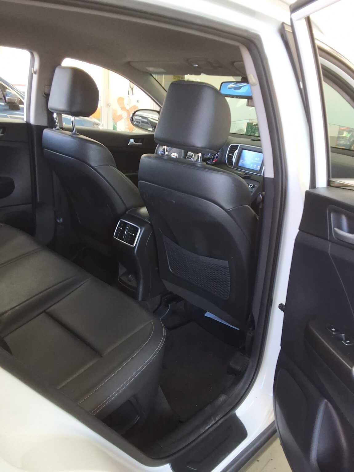 KIA NEW SPORTAGE 1.7 2WD NOBLESSE 2017 - zdjęcie 13