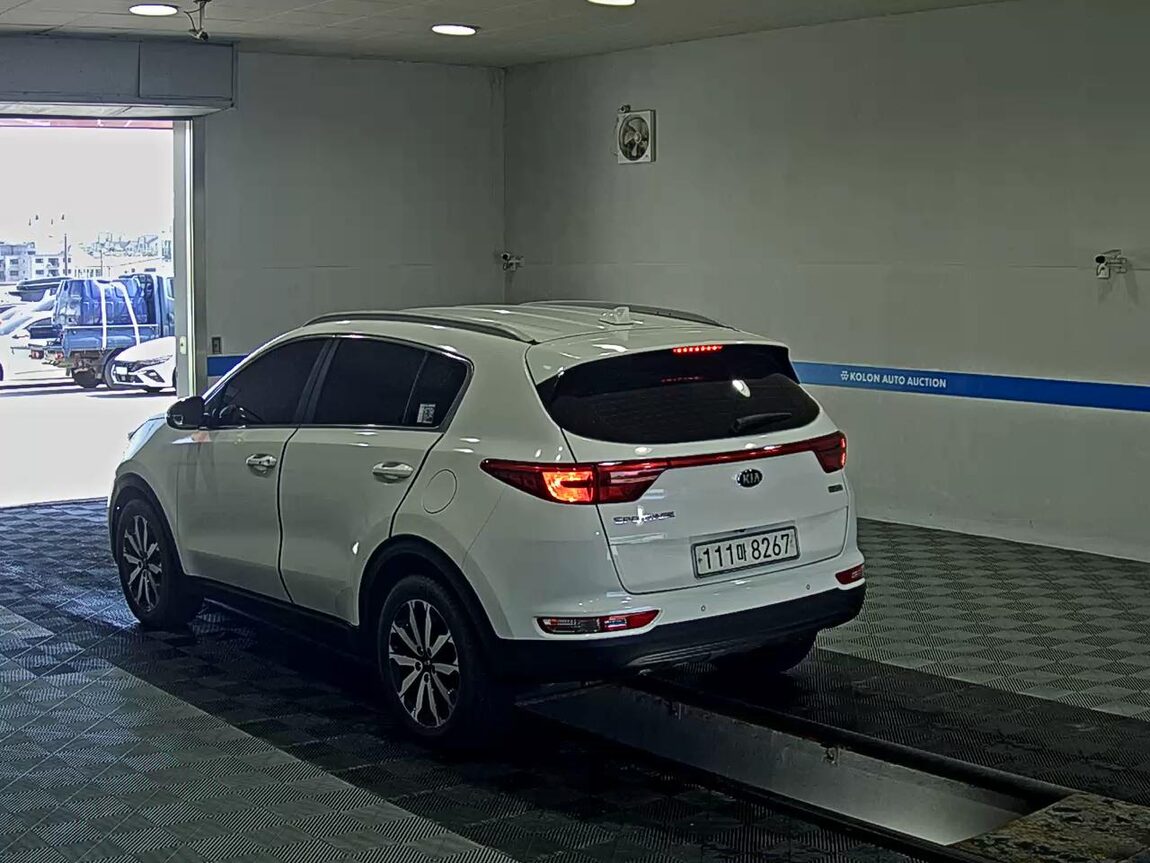 KIA NEW SPORTAGE 1.7 2WD NOBLESSE 2017 - zdjęcie 6