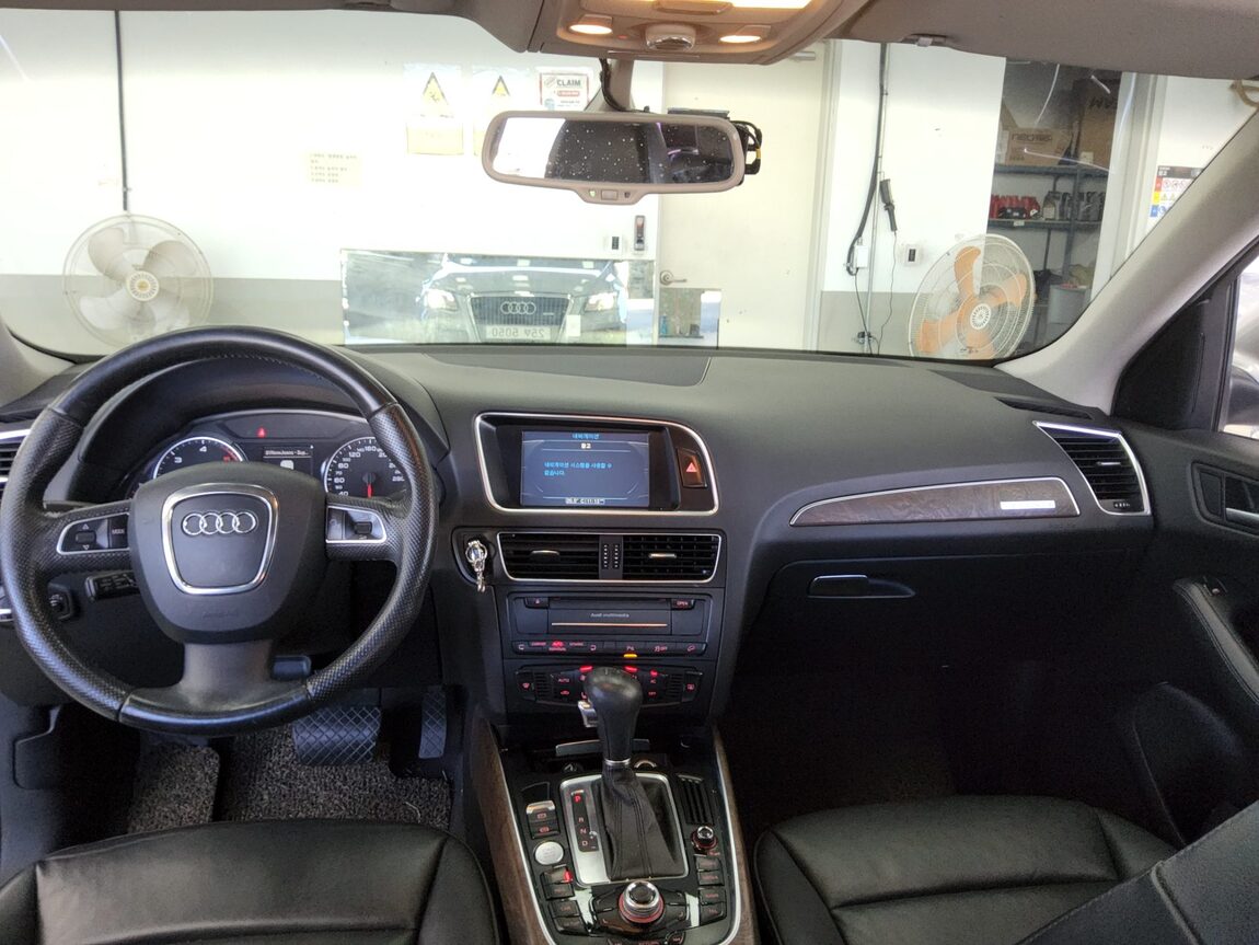 AUDI Q5 2.0 TDI QUATTRO DYNAMIC 2012 - zdjęcie 11