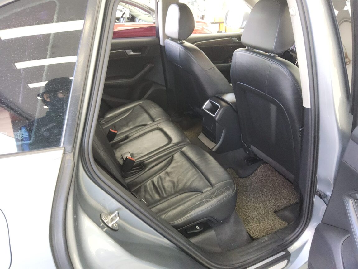 AUDI Q5 2.0 TDI QUATTRO DYNAMIC 2012 - zdjęcie 13