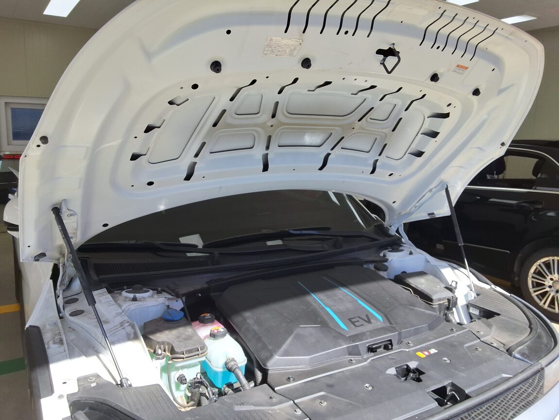HYUNDAI IONIQ 5 EV 2WD LONG RANGE EXCLUSIVE 2022 - zdjęcie 18