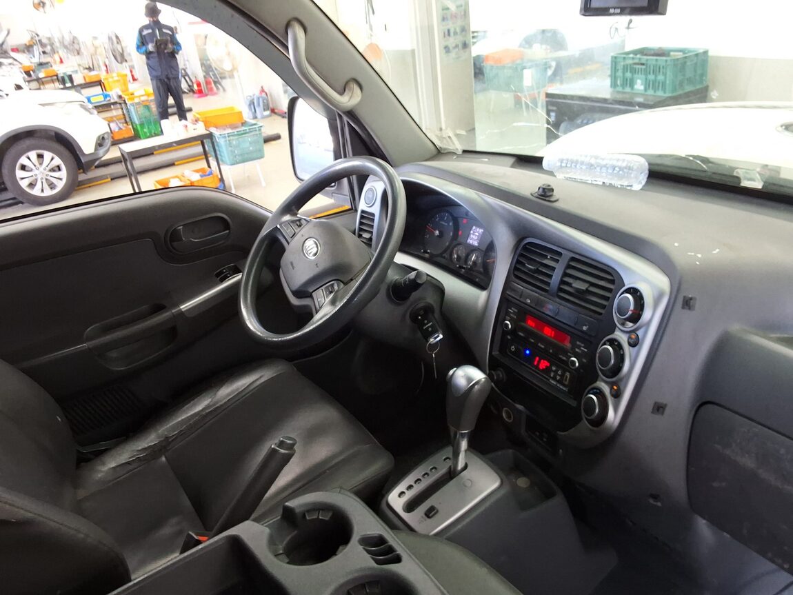 KIA BONGO III CARGO FREEZER BOX TRUCK 1 TON KING CAB 2017 - zdjęcie 11