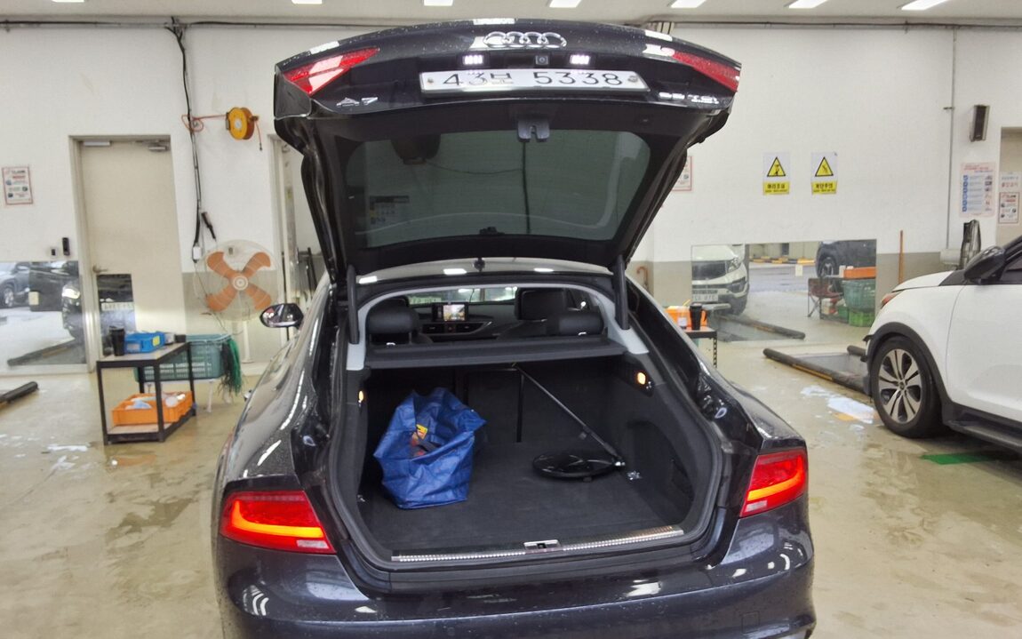 AUDI A7 55 TDI QUATTRO PRESTIGE 2015 - zdjęcie 15