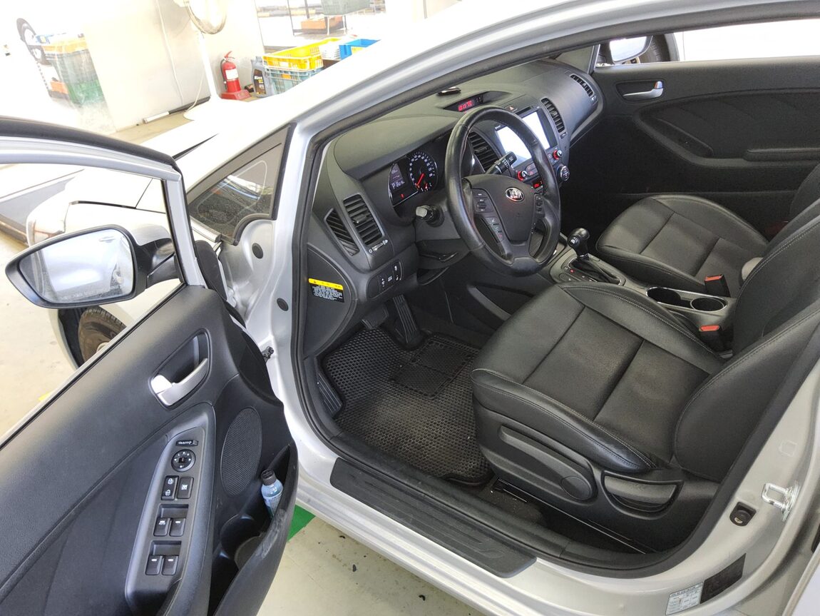 KIA K3 1.6 GDI LUXURY 2015 - zdjęcie 10