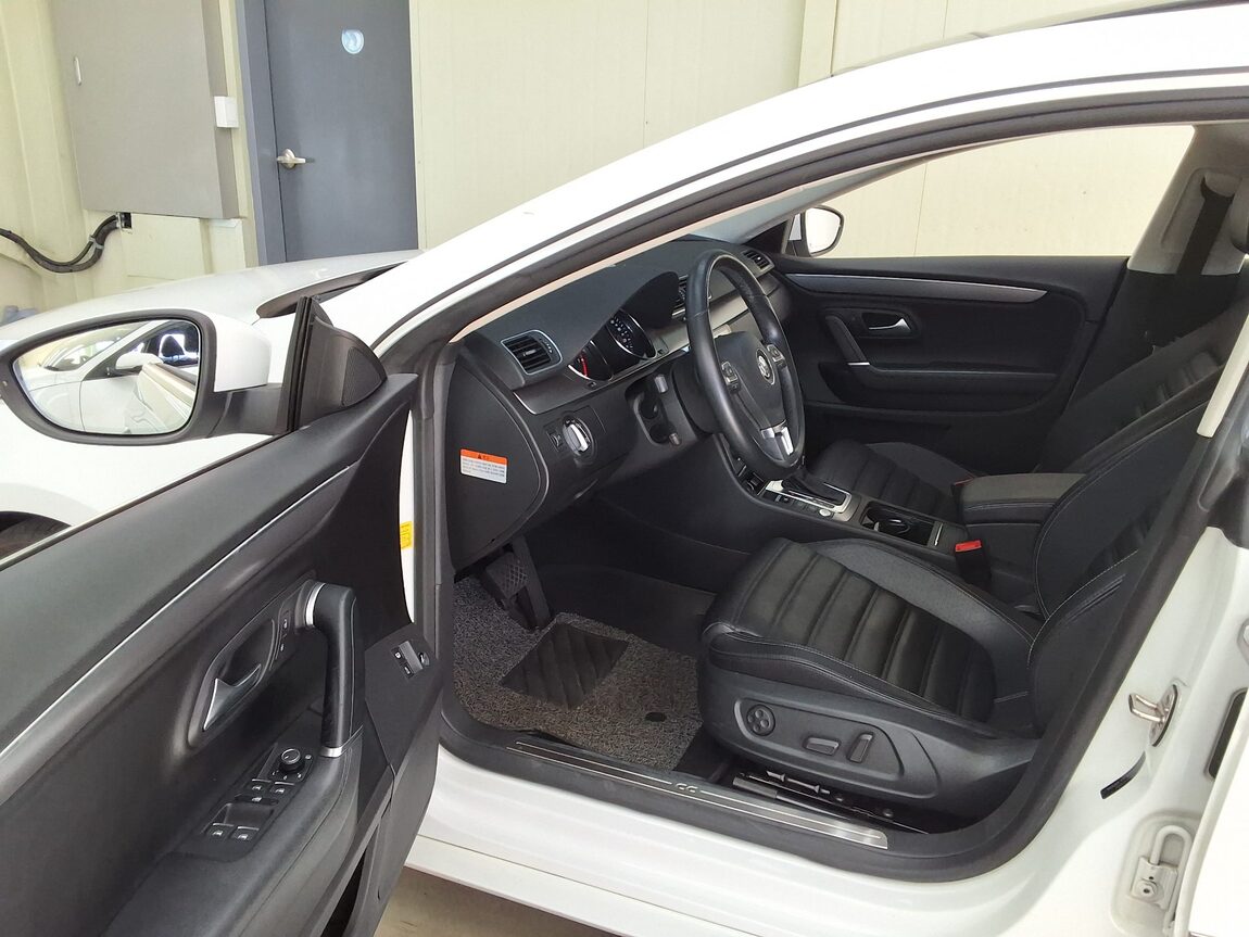 VOLKSWAGEN CC 2.0 TSI 2016 - zdjęcie 11