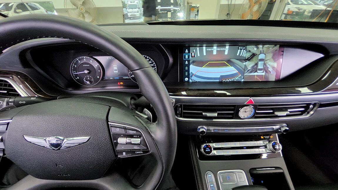 GENESIS G90 3.8 AWD PREMIUM LUXURY 2021 - zdjęcie 18