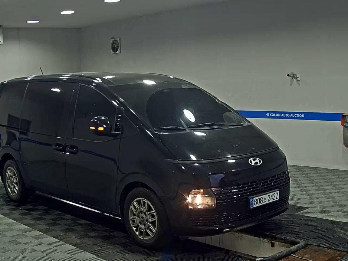 HYUNDAI STARIA 2.2 DIESEL CARGO 5-SEATER MODERN 2025 - zdjęcie 3