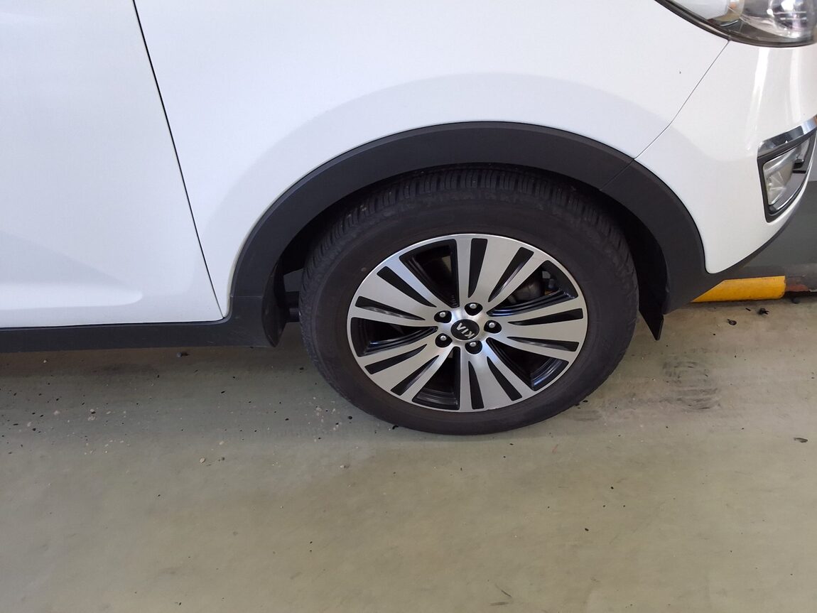 KIA THE NEW SPORTAGE R DIESEL R2.0 2WD PRESTIGE 2014 - zdjęcie 24