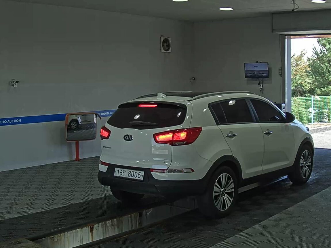 KIA THE NEW SPORTAGE R DIESEL R2.0 2WD PRESTIGE 2014 - zdjęcie 5