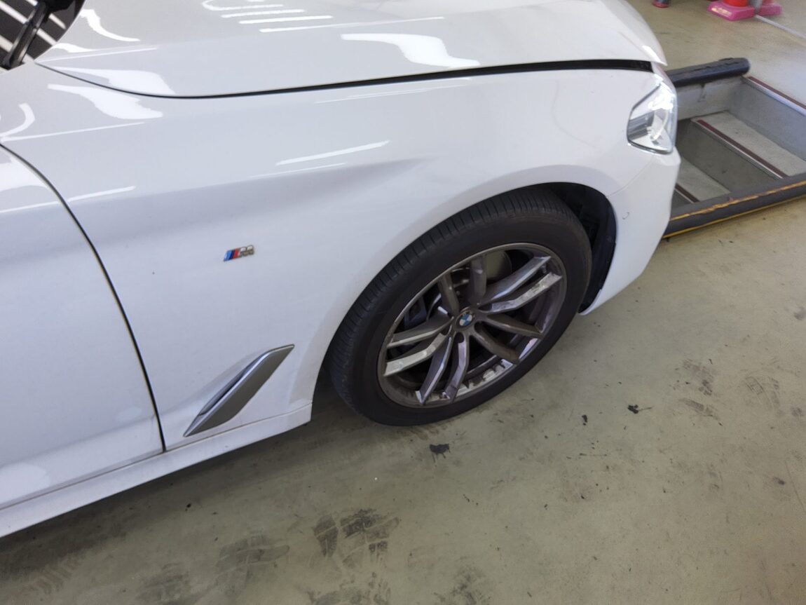 BMW 5 SERIES (7TH GEN) 530i xDRIVE M SPORT PACK PLUS 2018 - zdjęcie 26