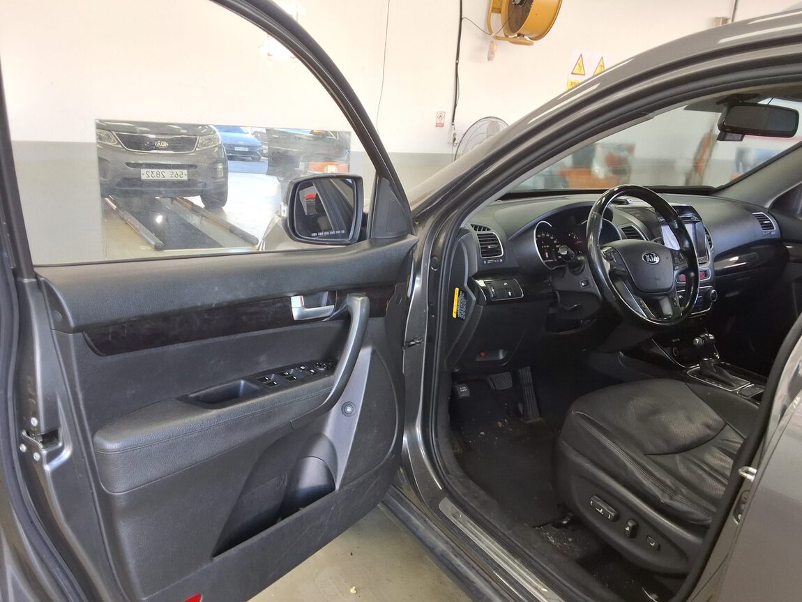 KIA NEW SORENTO R R2.0 2WD TLX SPECIAL 2013 - zdjęcie 10