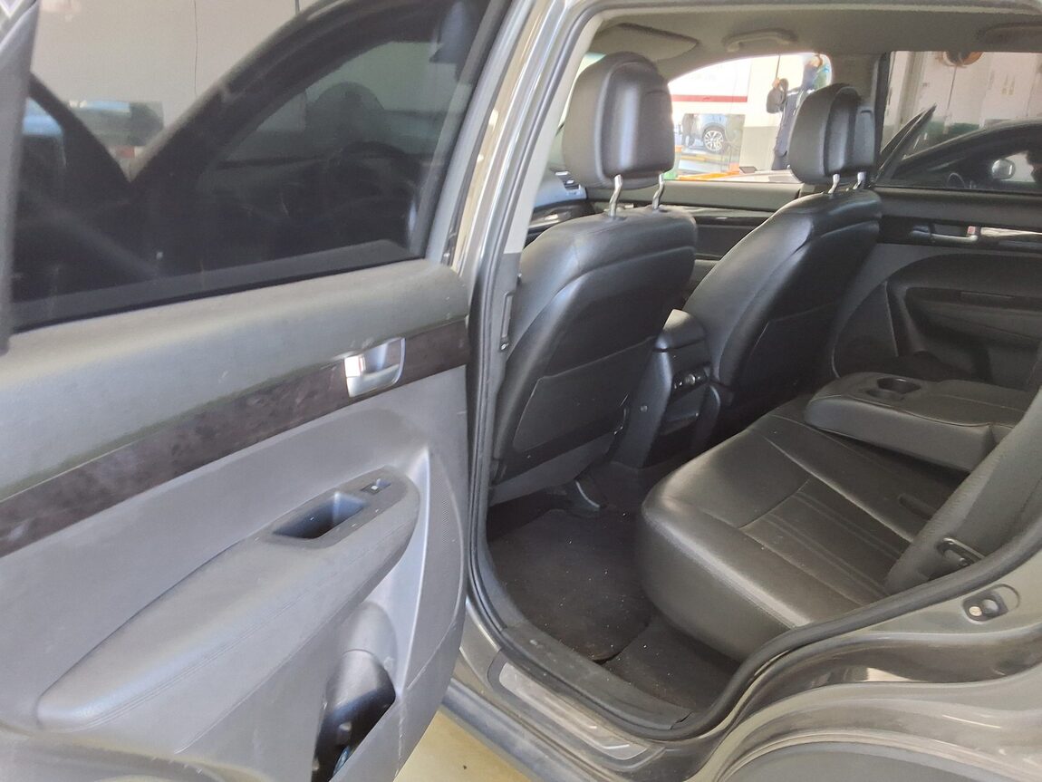 KIA NEW SORENTO R R2.0 2WD TLX SPECIAL 2013 - zdjęcie 12