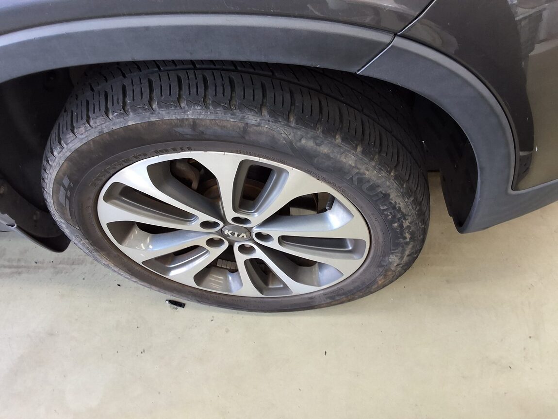 KIA NEW SORENTO R R2.0 2WD TLX SPECIAL 2013 - zdjęcie 22