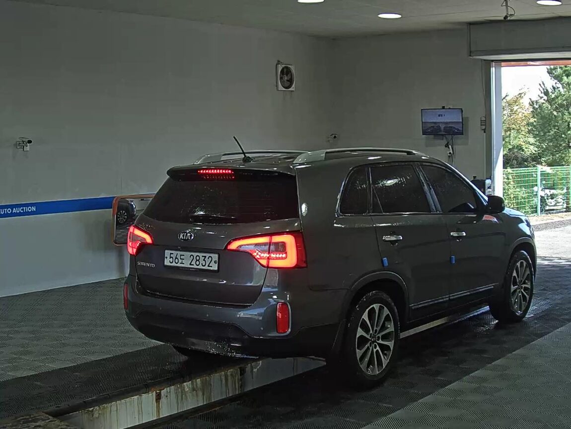 KIA NEW SORENTO R R2.0 2WD TLX SPECIAL 2013 - zdjęcie 5
