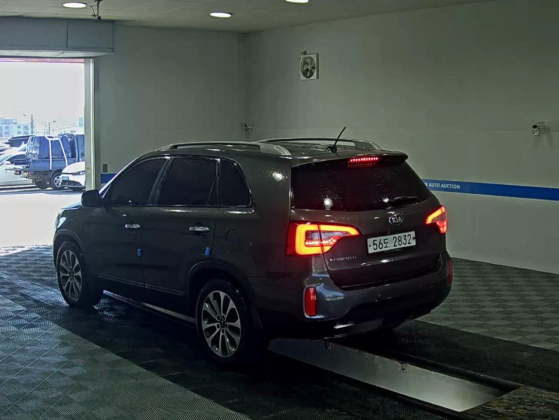 KIA NEW SORENTO R R2.0 2WD TLX SPECIAL 2013 - zdjęcie 6