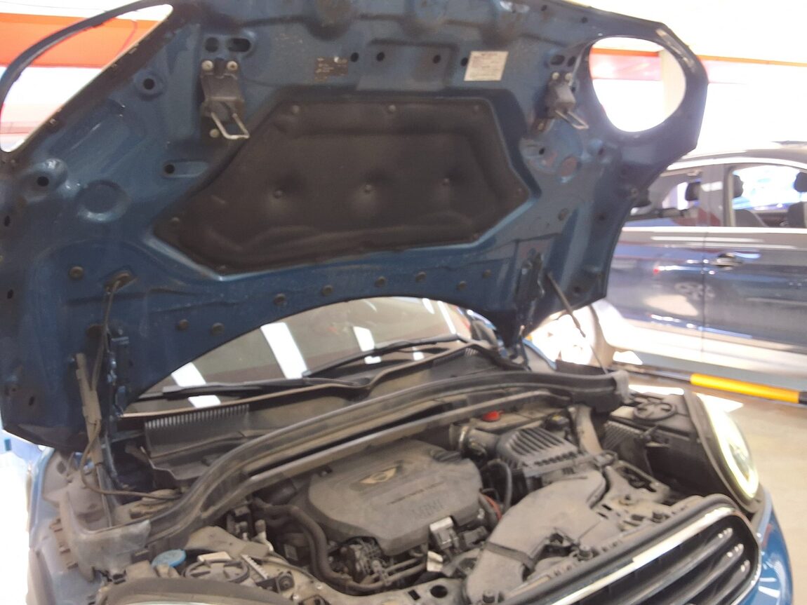MINI COUNTRYMAN (2ND GEN) 2.0 D 2018 - zdjęcie 18