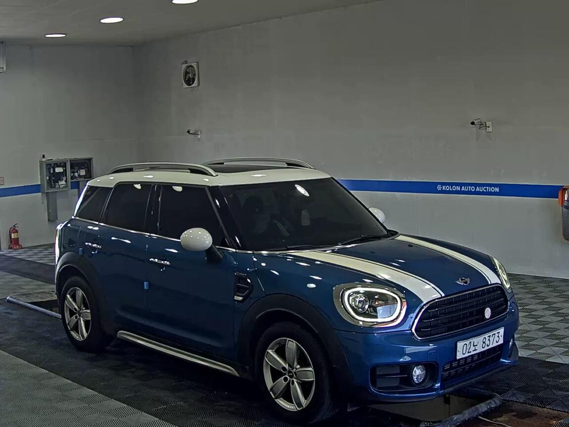 MINI COUNTRYMAN (2ND GEN) 2.0 D 2018 - zdjęcie 3