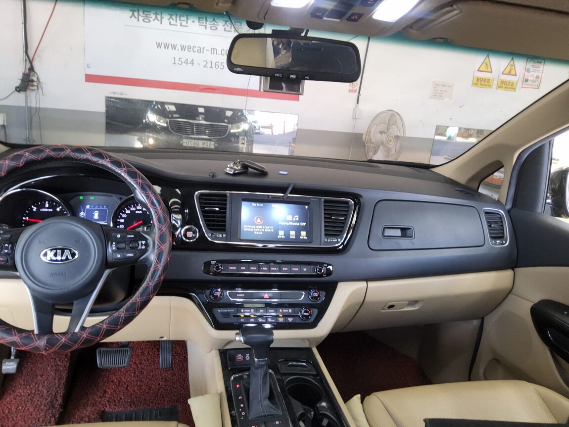 KIA ALL NEW CARNIVAL 9-SEATER DIESEL PRESTIGE 2017 - zdjęcie 11