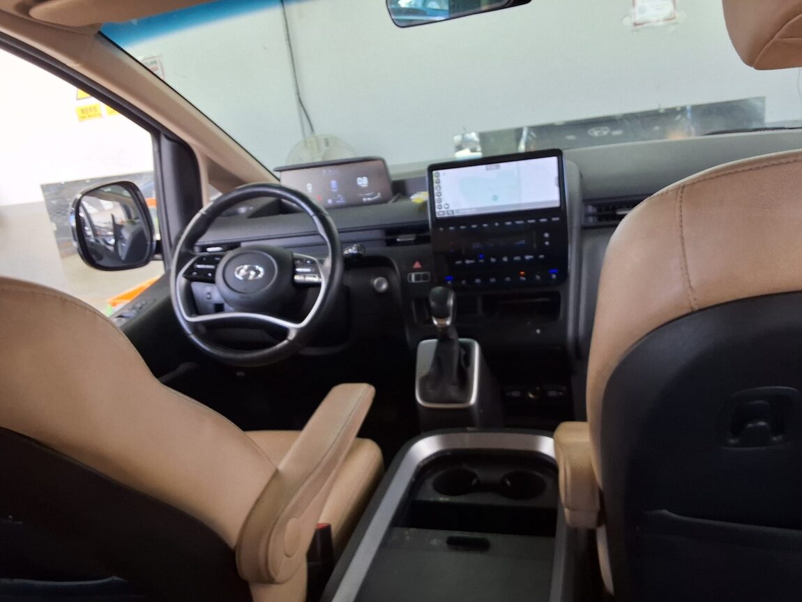 HYUNDAI STARIA 2.2 DIESEL CARGO 5-SEATER MODERN 2024 - zdjęcie 11