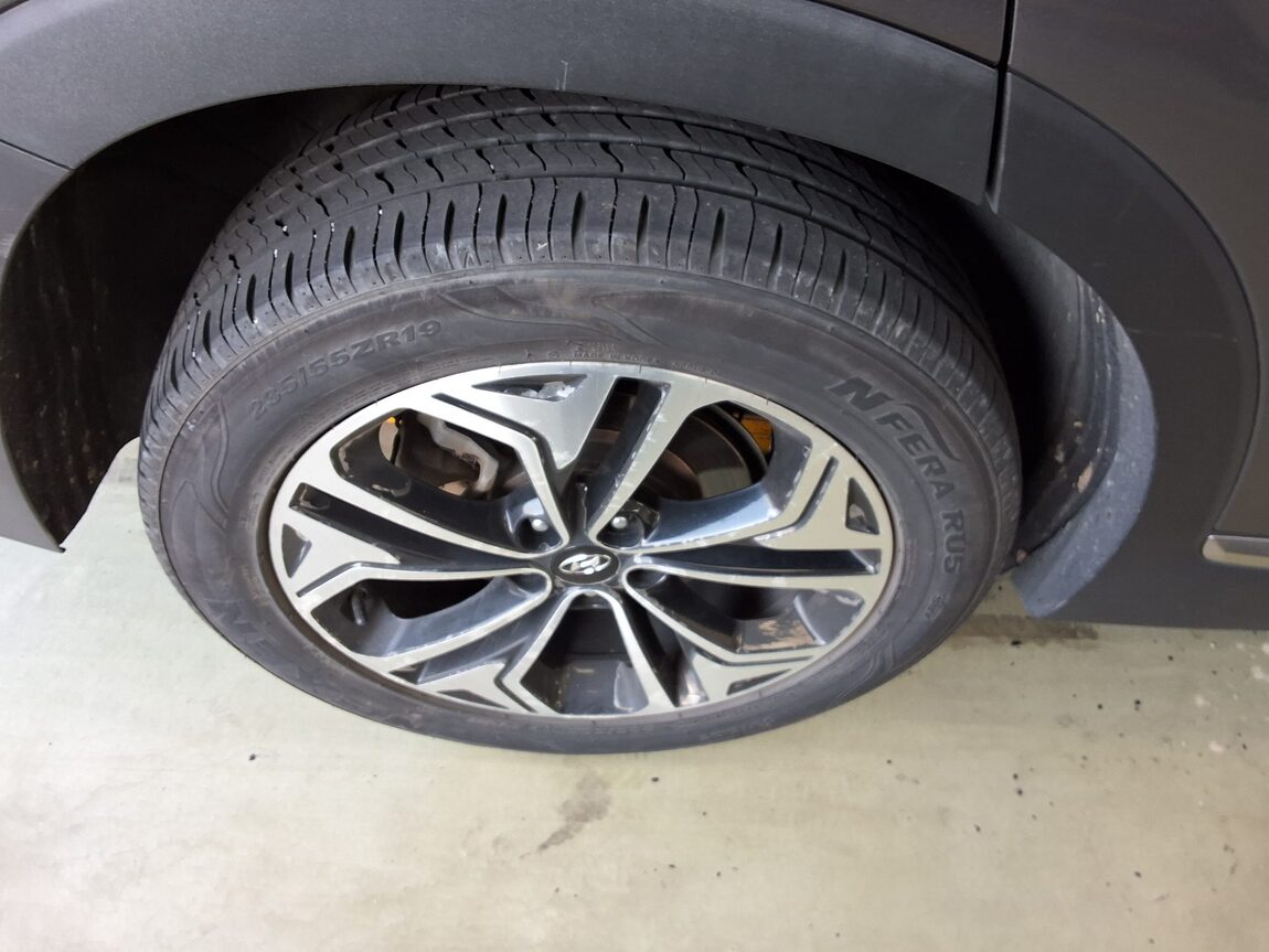 HYUNDAI SANTA FE (TM) R2.0 2WD PRESTIGE 2019 - zdjęcie 25