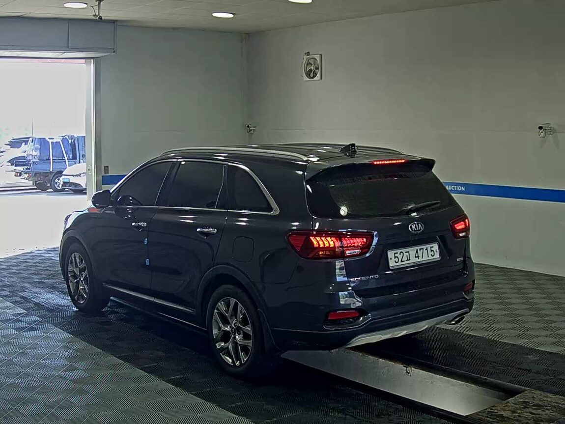 KIA THE NEW SORENTO GASOLINE 2.0 2WD MASTER SPECIAL 2020 - zdjęcie 6
