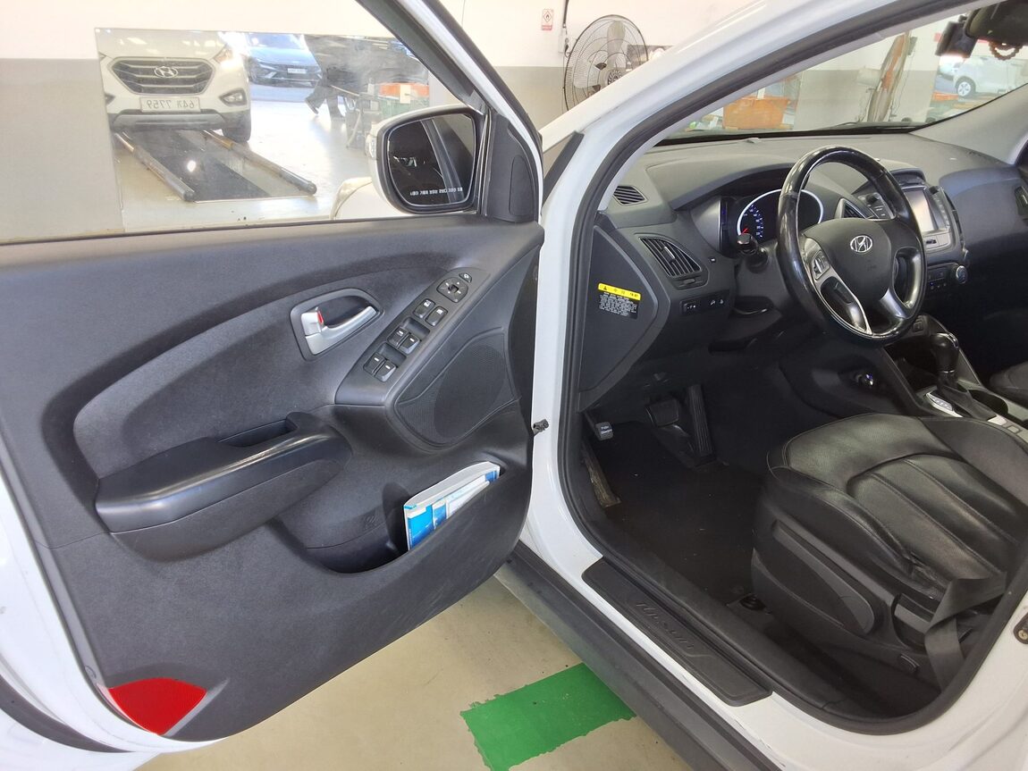 HYUNDAI NEW TUCSON ix DIESEL R2.0 2WD SMART SPECIAL 2015 - zdjęcie 10