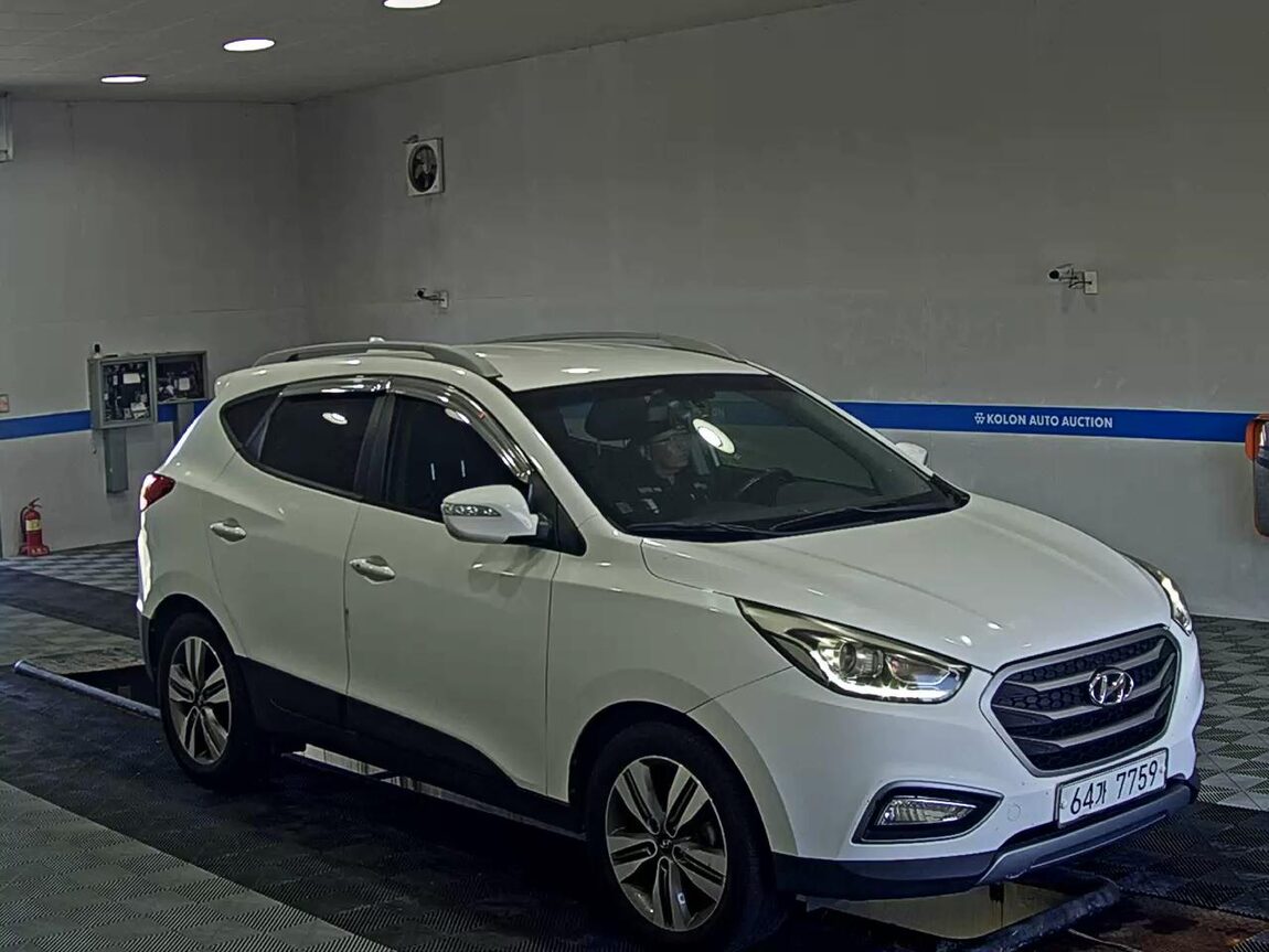 HYUNDAI NEW TUCSON ix DIESEL R2.0 2WD SMART SPECIAL 2015 - zdjęcie 3