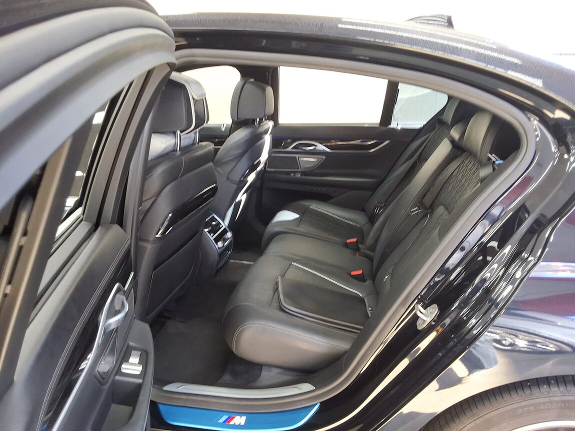 BMW 7 SERIES (6TH GEN) 730d xDRIVE M SPORT PACK 2018 - zdjęcie 13