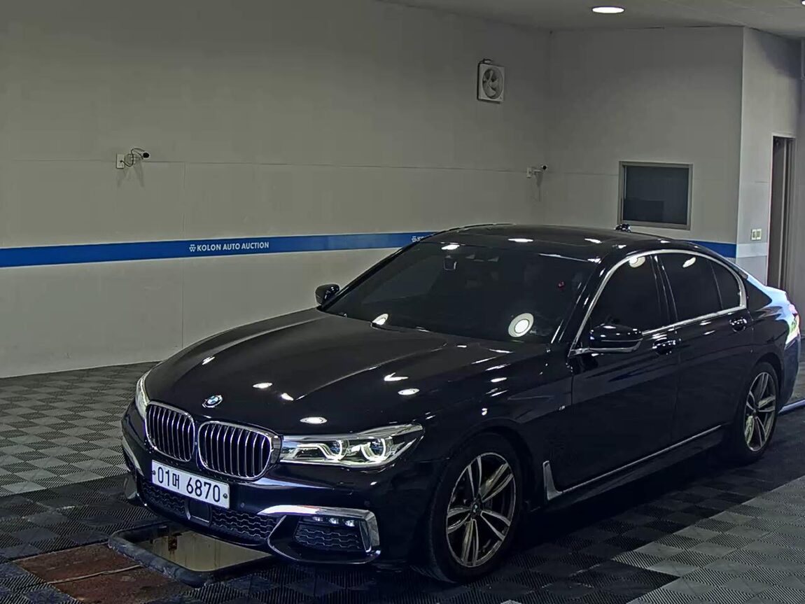 BMW 7 SERIES (6TH GEN) 730d xDRIVE M SPORT PACK 2018 - zdjęcie 2