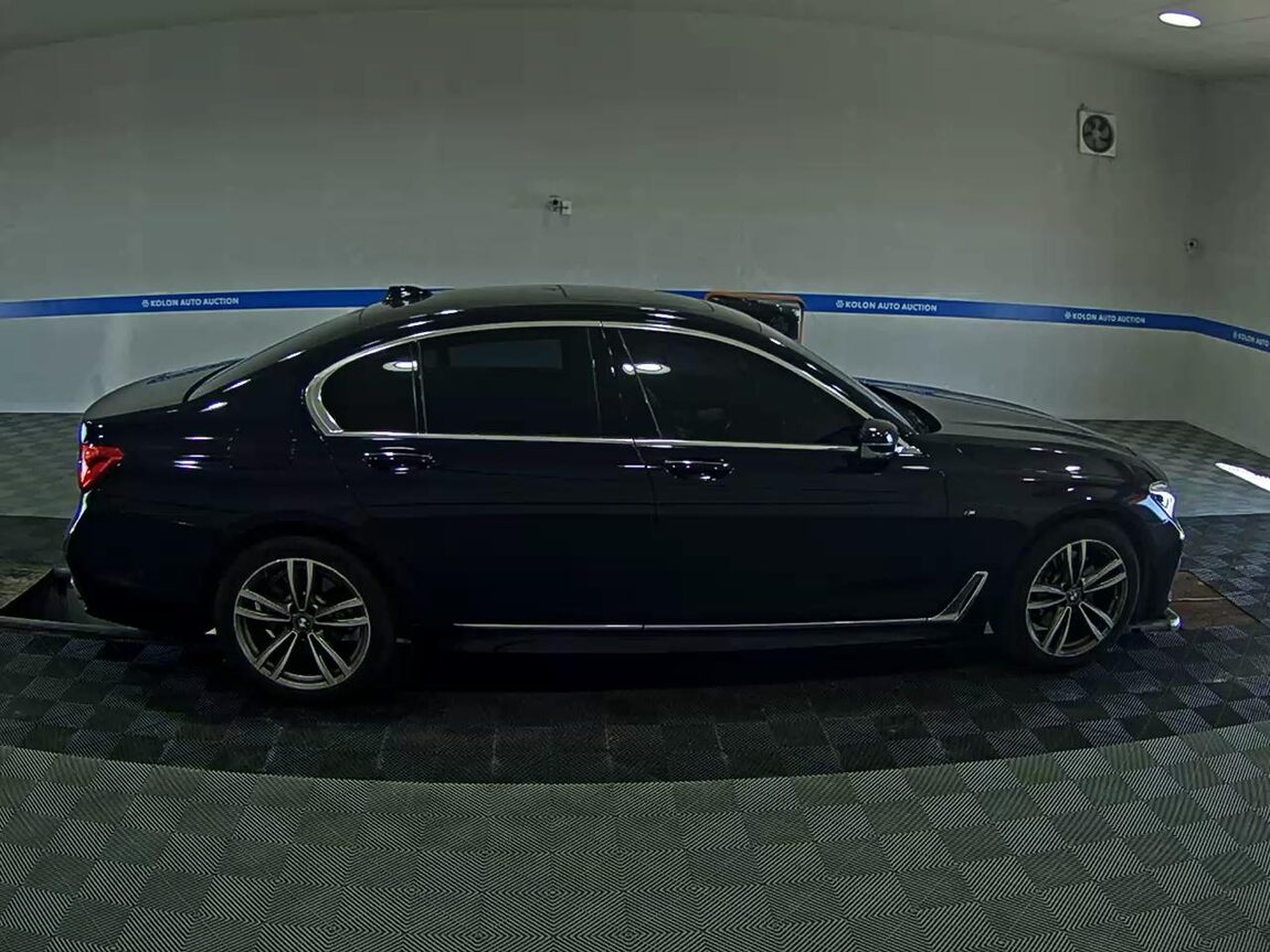 BMW 7 SERIES (6TH GEN) 730d xDRIVE M SPORT PACK 2018 - zdjęcie 4