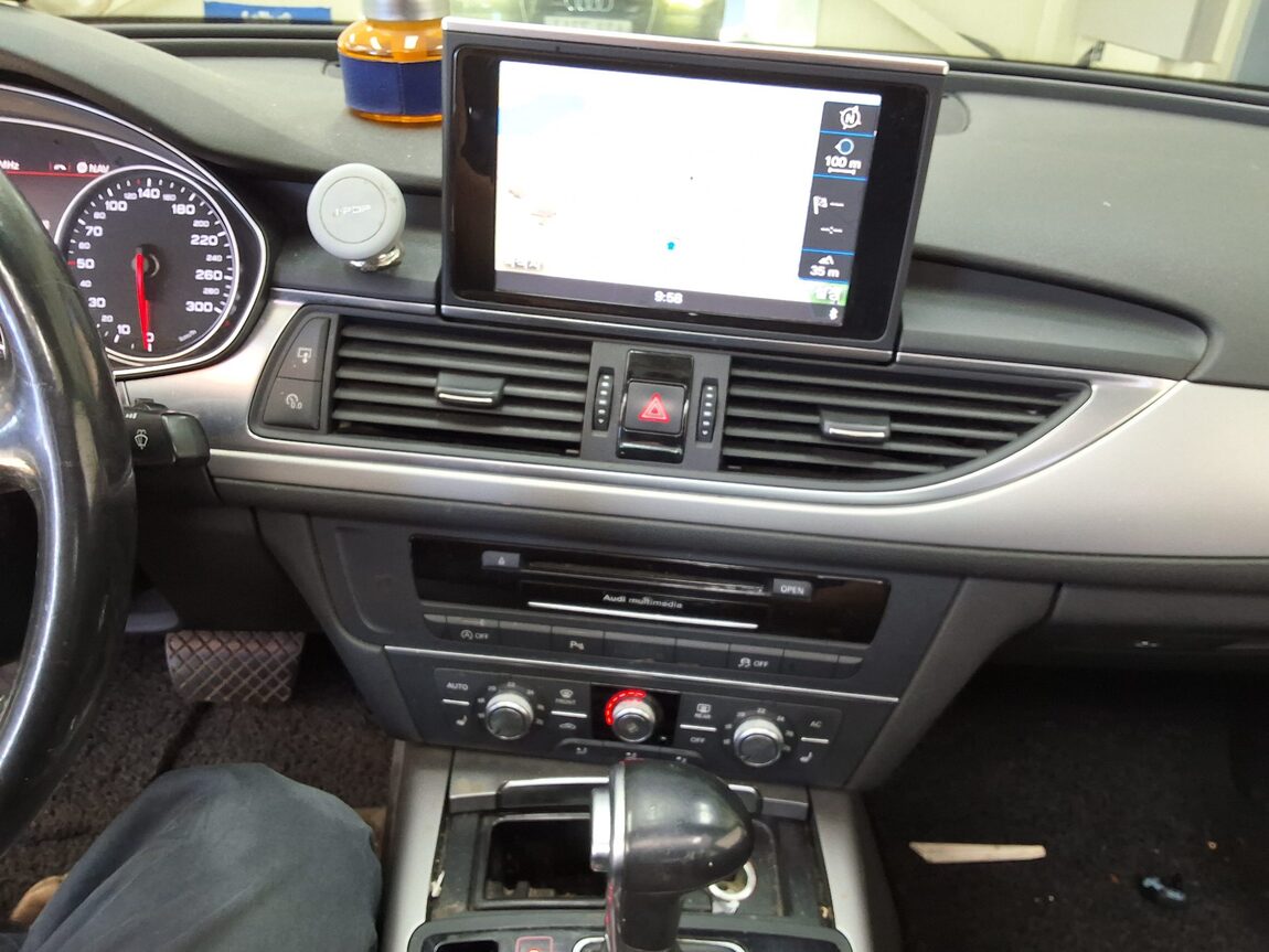 AUDI A6 (4TH GEN) 2.0 TDI 2013 - zdjęcie 24