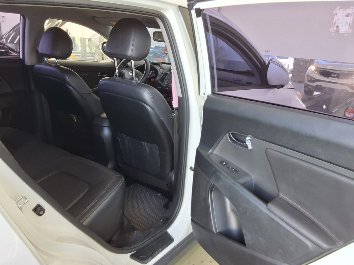 KIA SPORTAGE R DIESEL R2.0 2WD TLX LUXURY MODEL 2012 - zdjęcie 13
