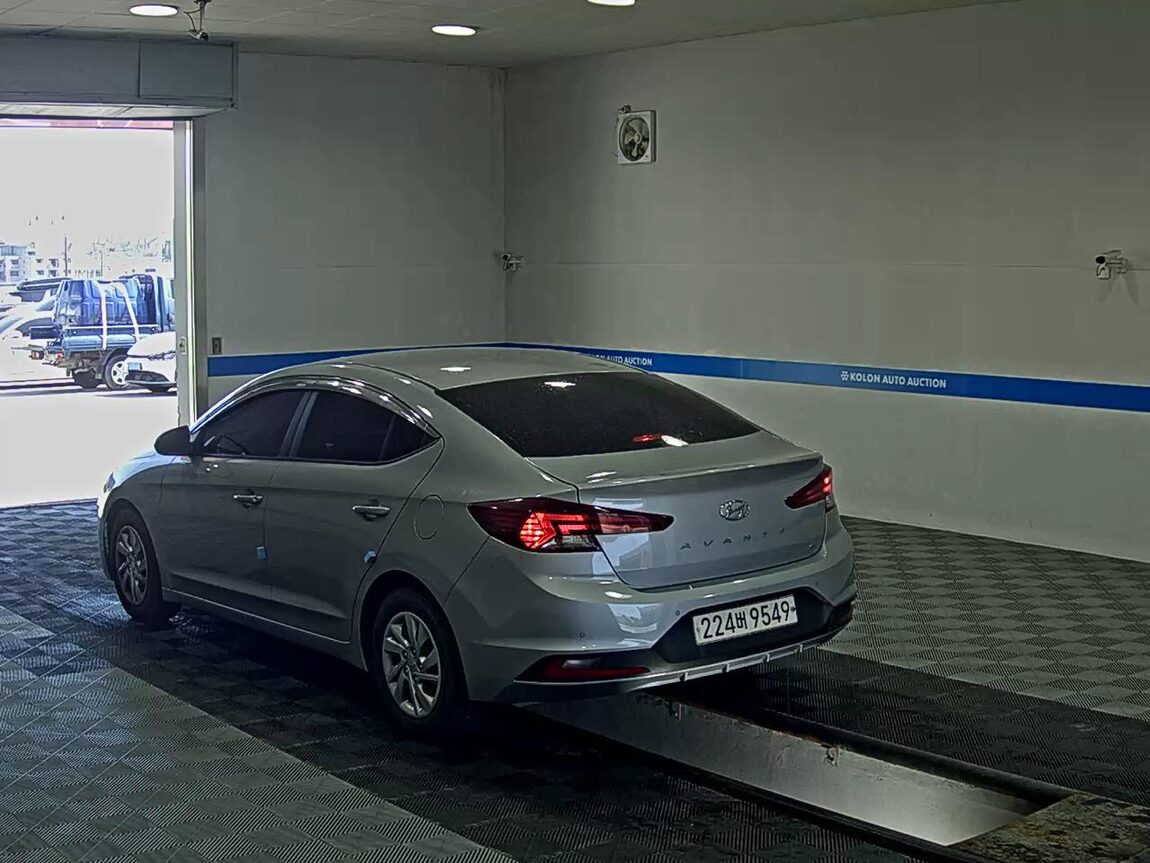 HYUNDAI THE NEW AVANTE AD 1.6 GASOLINE STYLE 2020 - zdjęcie 6