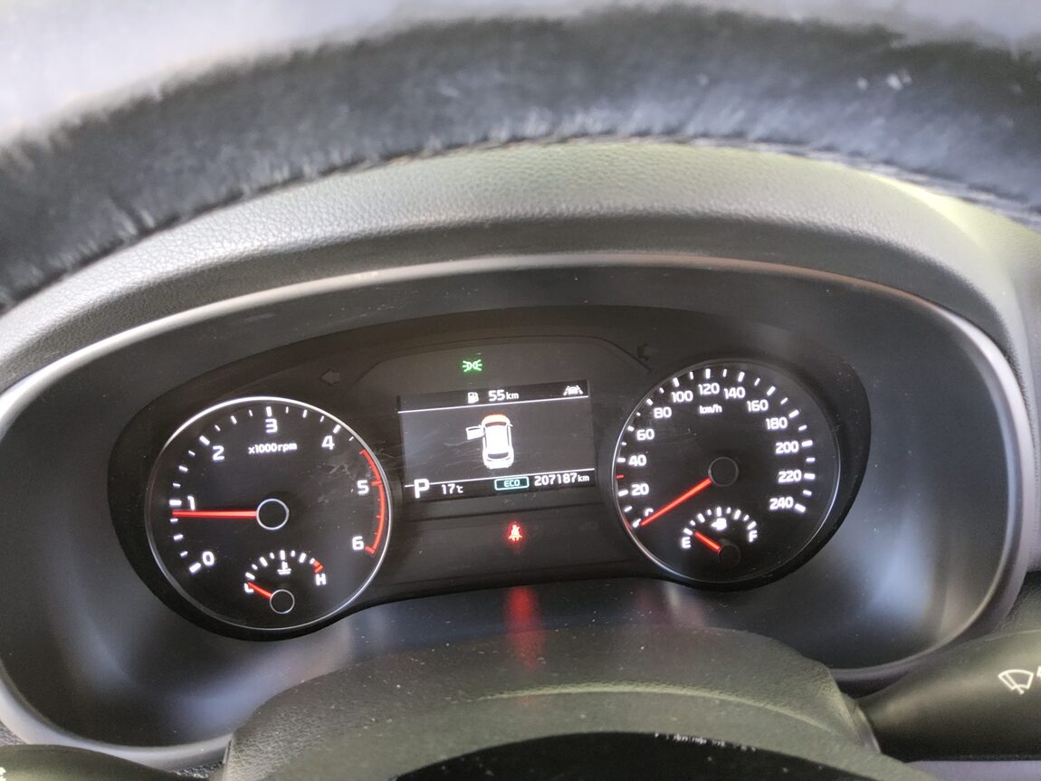 KIA SPORTAGE THE BOLD R2.0 DIESEL 2WD PRESTIGE 2021 - zdjęcie 9