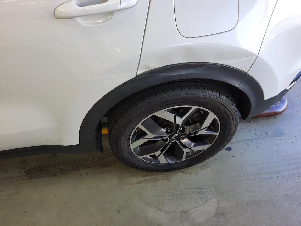 KIA SPORTAGE THE BOLD R2.0 DIESEL 2WD PRESTIGE 2021 - zdjęcie 24